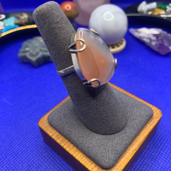 Sweet Peach Chalcedony Ring! .925 Sterling Silver Overlay, Size 5.75 - Picture 3 of 13